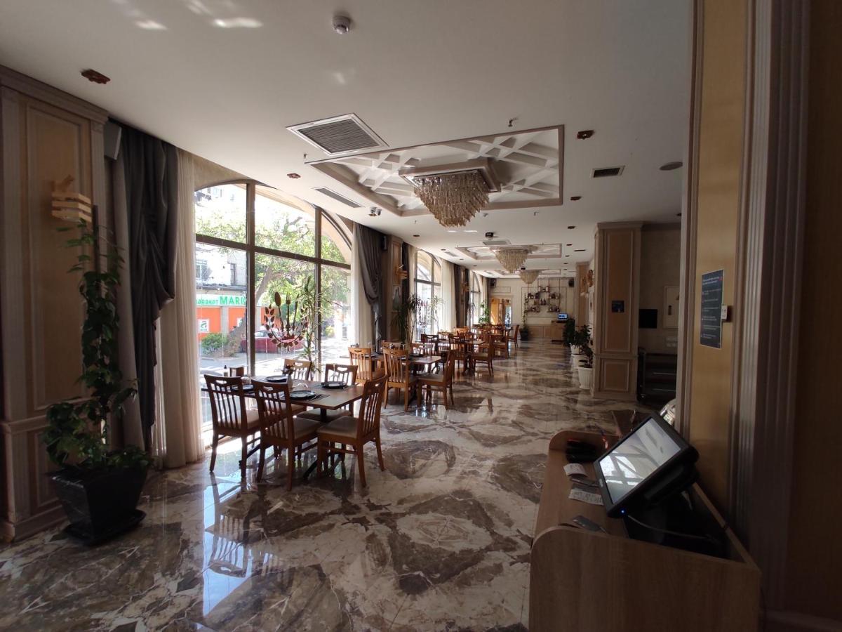 Golden City Hotel บากู ภายนอก รูปภาพ
