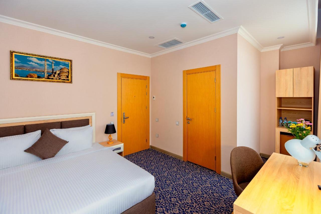 Golden City Hotel บากู ภายนอก รูปภาพ