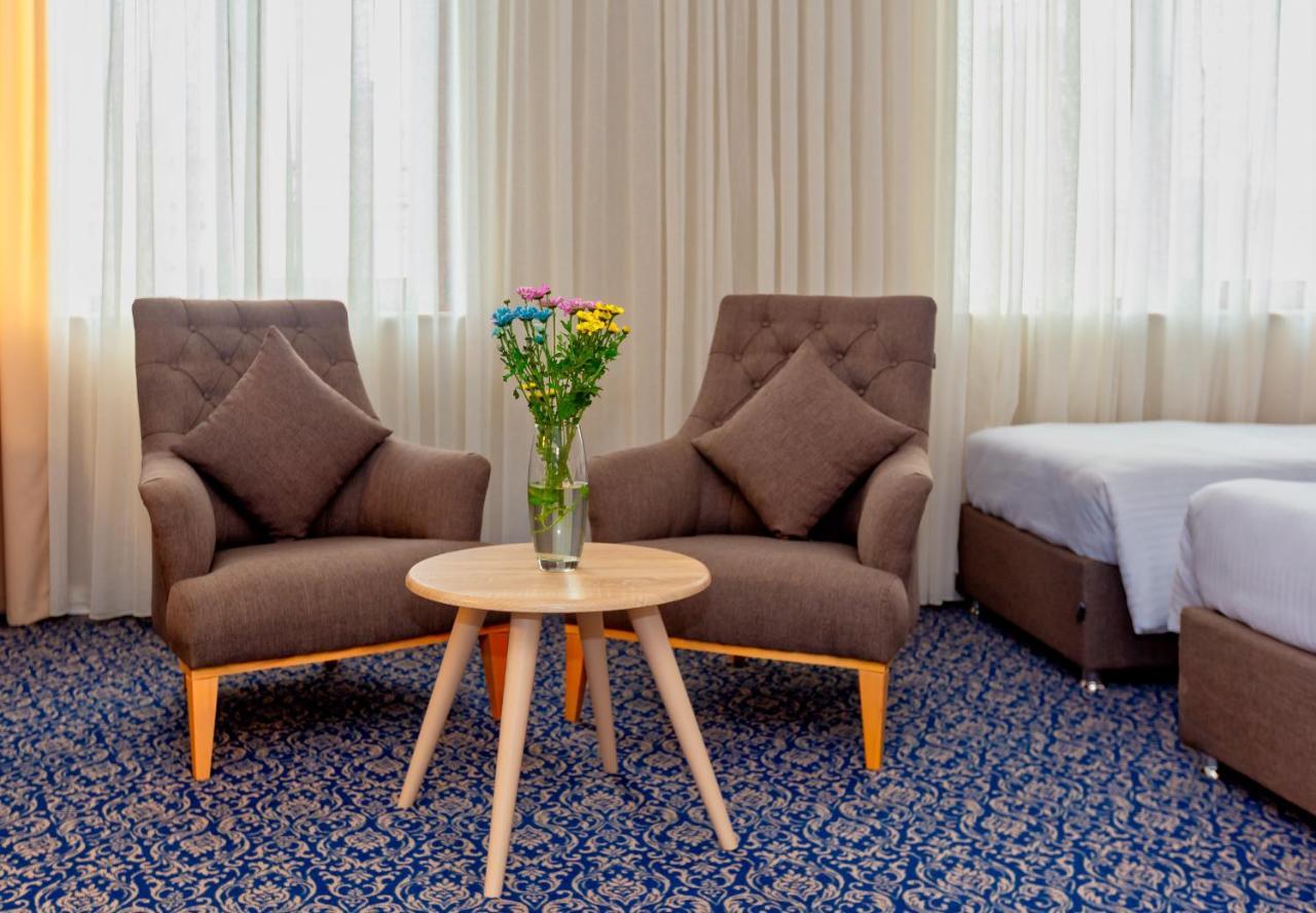 Golden City Hotel บากู ภายนอก รูปภาพ