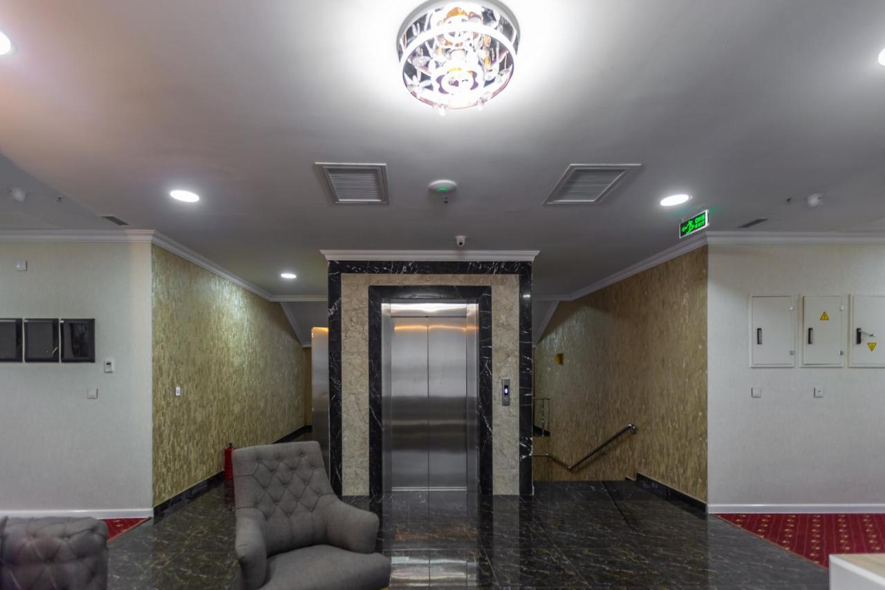 Golden City Hotel บากู ภายนอก รูปภาพ